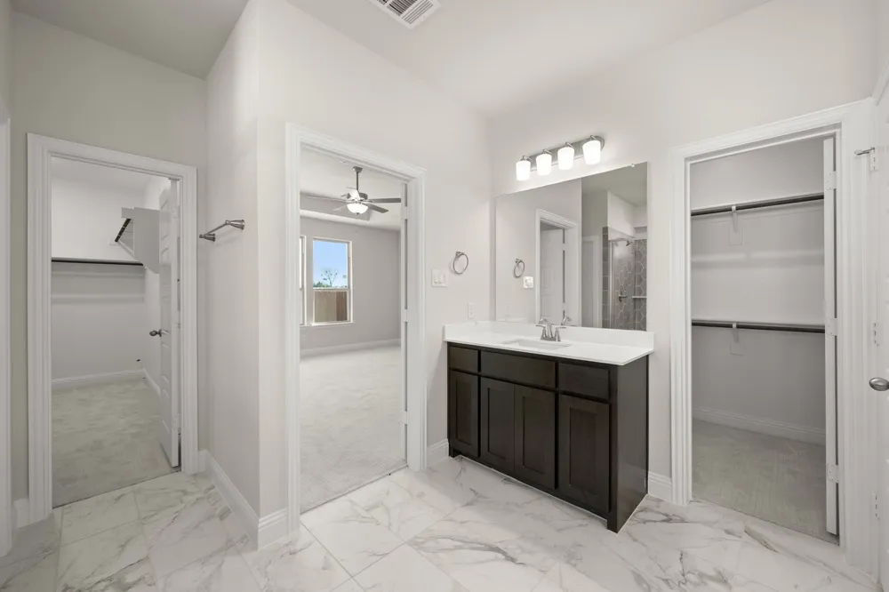 931 Richard Pittmon Drive DeSoto, TX 75115