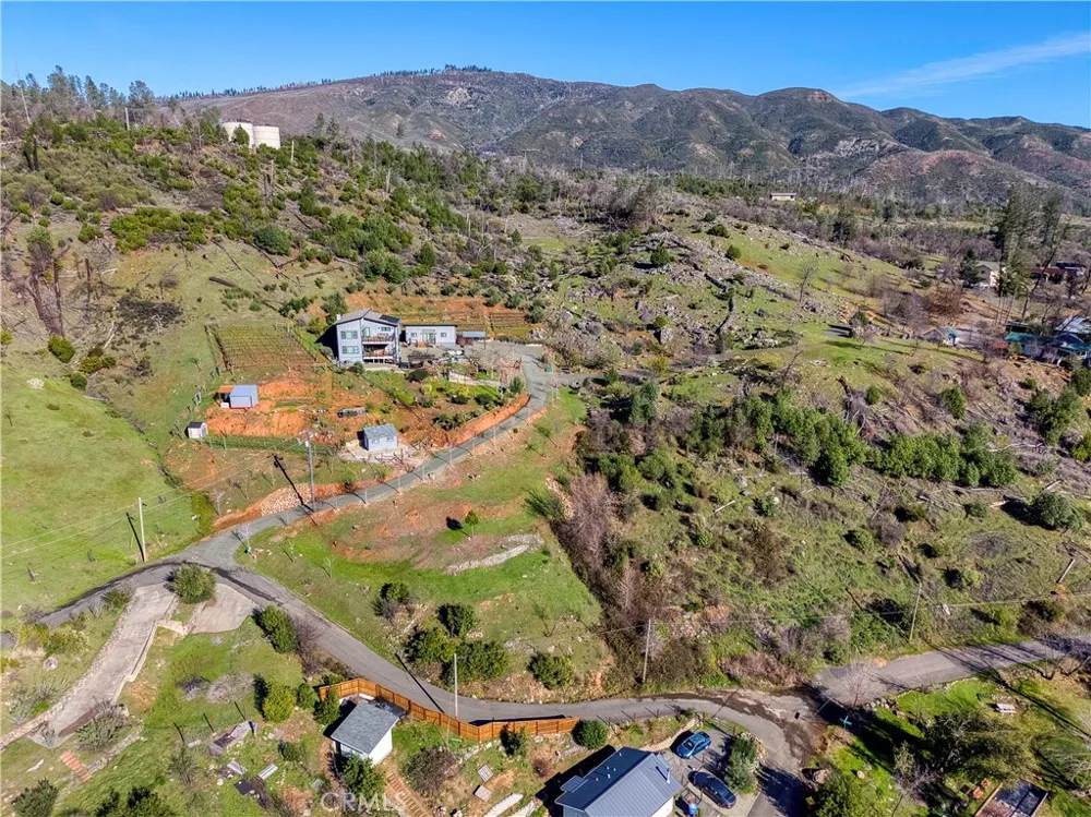 11180 Rose Anderson Middletown, CA 95461