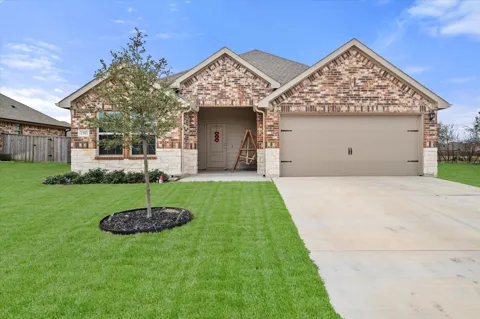 1901 Sandy Knoll Drive