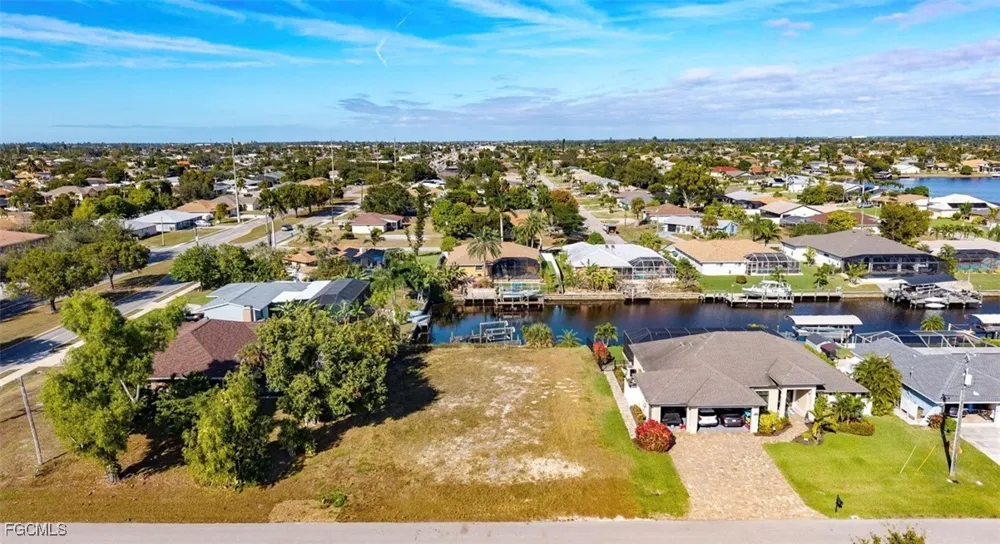 SE 35th Terrace Cape Coral, FL 33904