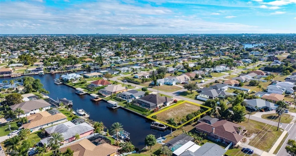 SE 35th Terrace Cape Coral, FL 33904