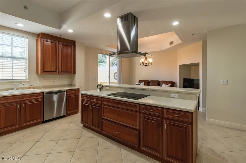 Tarpon Gardens Circle #102 Cape Coral, FL 33914