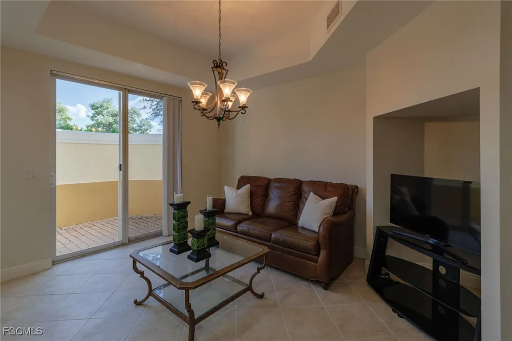 Tarpon Gardens Circle #102 Cape Coral, FL 33914