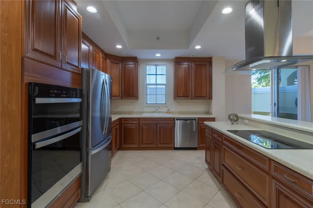 Tarpon Gardens Circle #102 Cape Coral, FL 33914