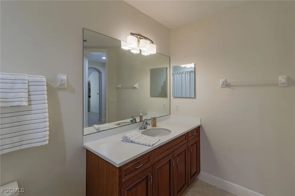 Tarpon Gardens Circle #102 Cape Coral, FL 33914