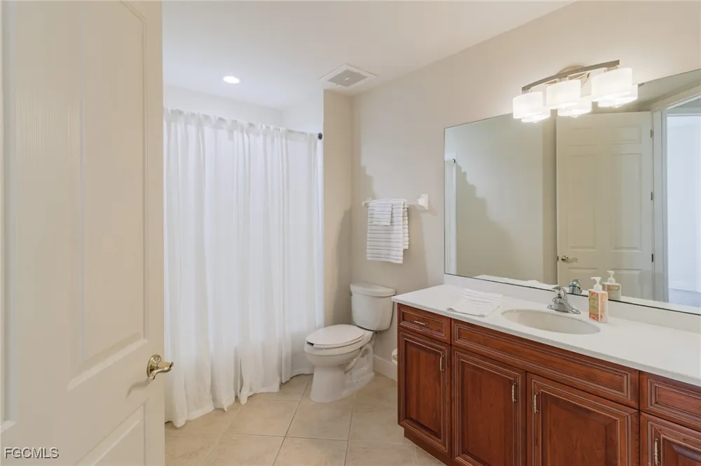 Tarpon Gardens Circle #102 Cape Coral, FL 33914