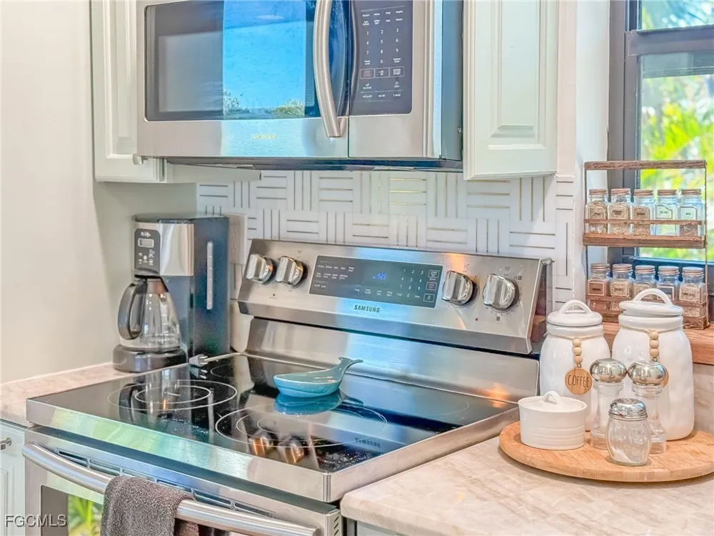 Harbor Bend Drive Upper Captiva, FL 33924