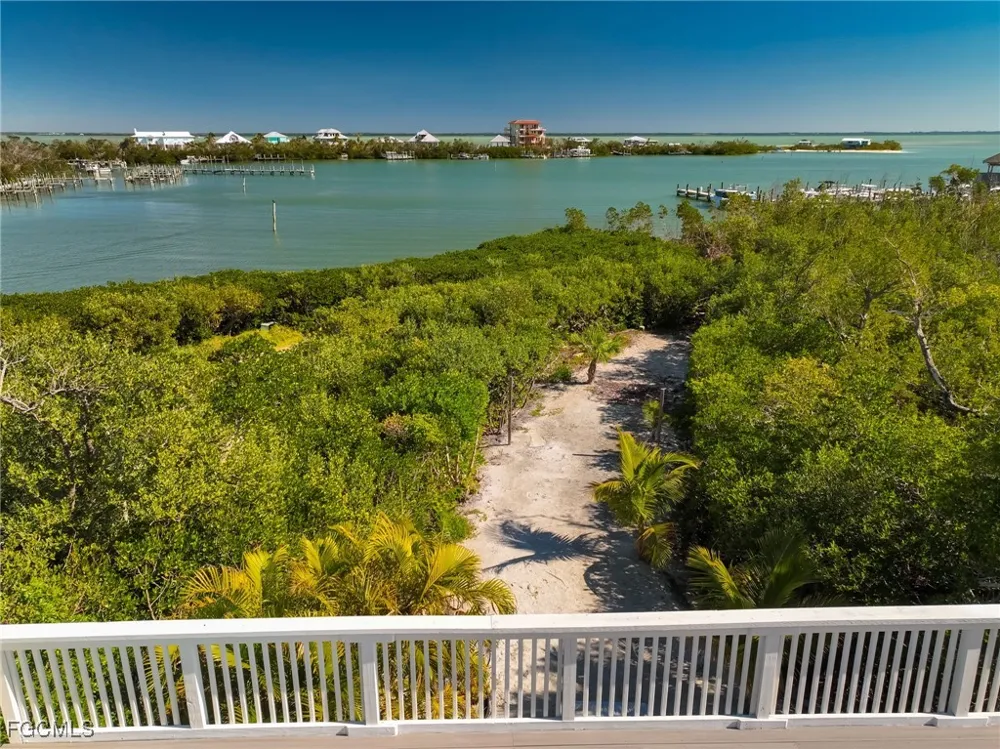 Harbor Bend Drive Upper Captiva, FL 33924