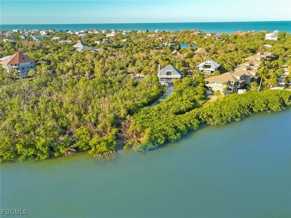 Harbor Bend Drive Upper Captiva, FL 33924