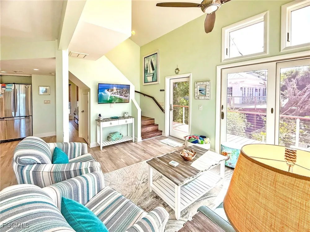 Gulf Lane Upper Captiva, FL 33924