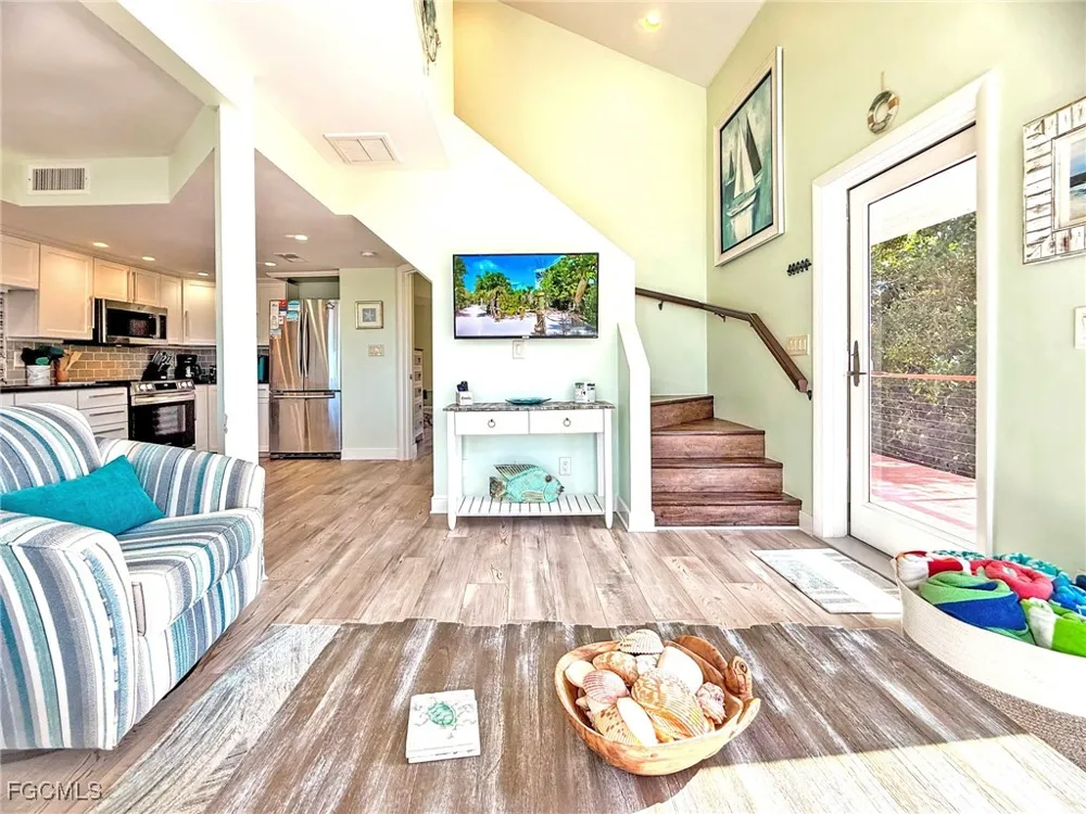 Gulf Lane Upper Captiva, FL 33924