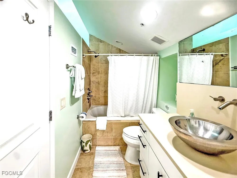 Gulf Lane Upper Captiva, FL 33924