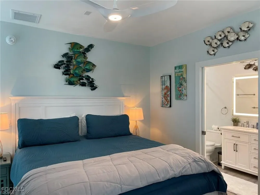 Gulf Lane #4 Captiva, FL 33924