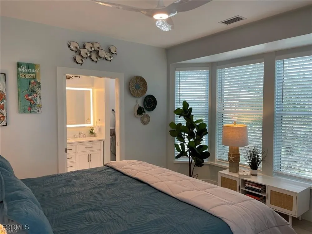 Gulf Lane #4 Captiva, FL 33924
