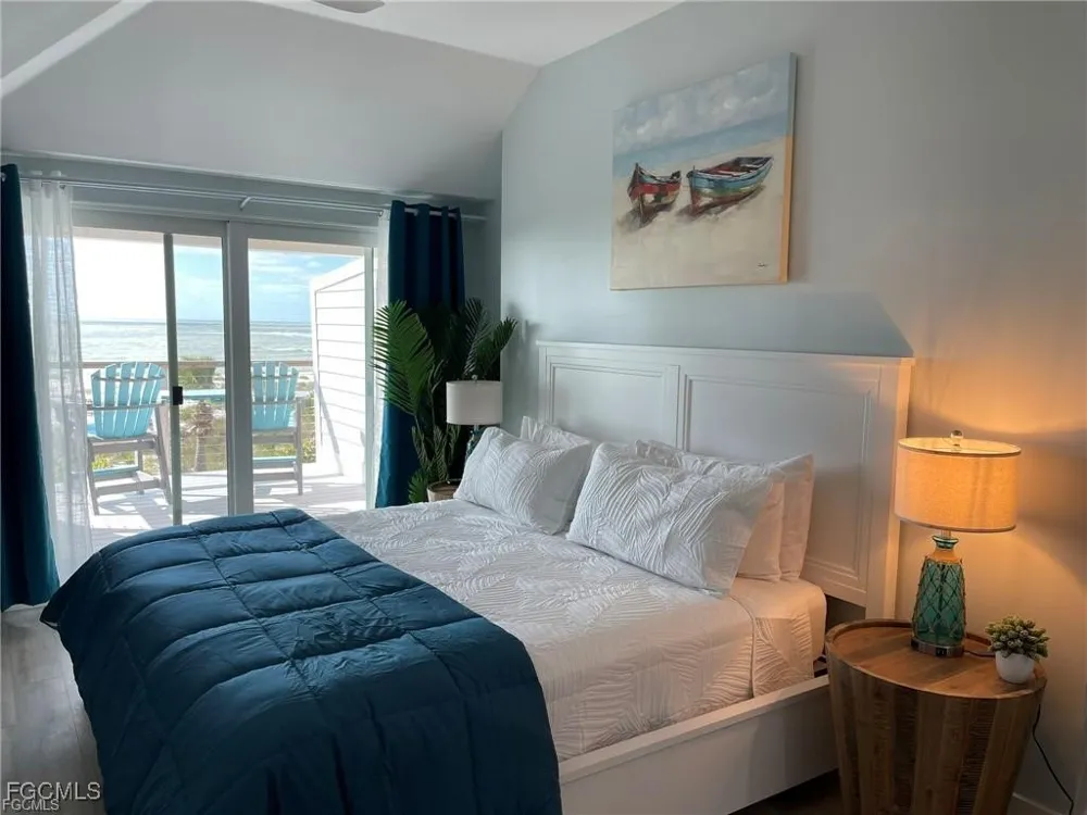 Gulf Lane #4 Captiva, FL 33924
