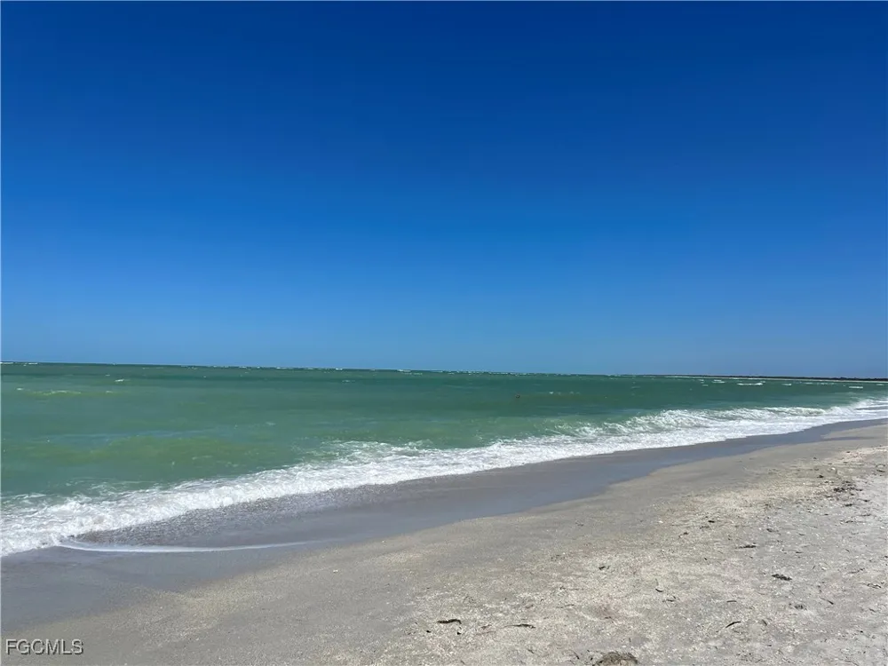 Gulf Lane #4 Captiva, FL 33924