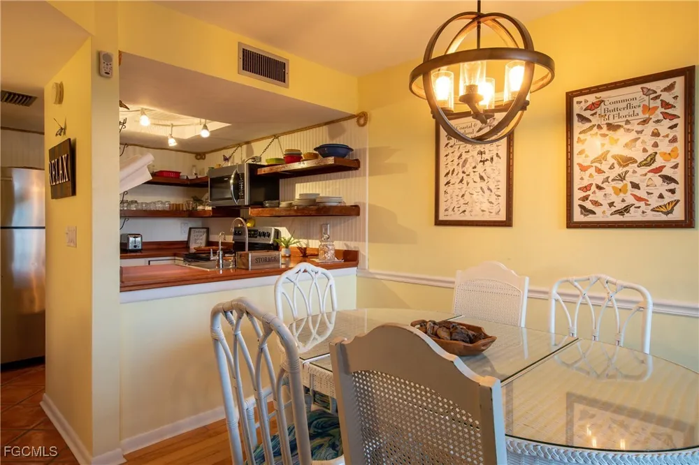 Townhouse Lane 61 Upper Captiva, FL 33924