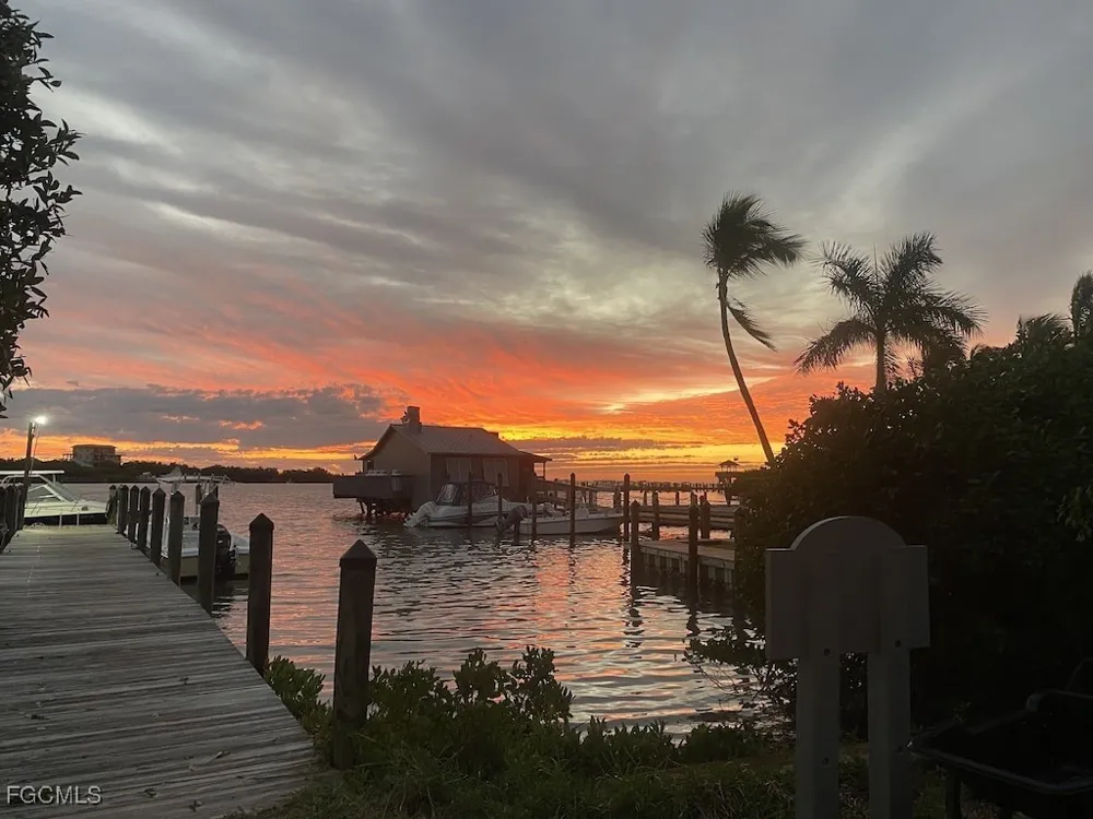 Townhouse Lane 61 Upper Captiva, FL 33924