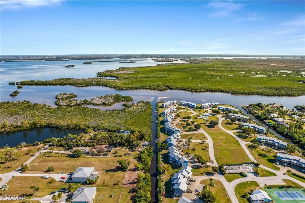 Blue Crab Circle #4 Bokeelia, FL 33922