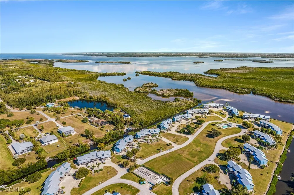 Blue Crab Circle #4 Bokeelia, FL 33922