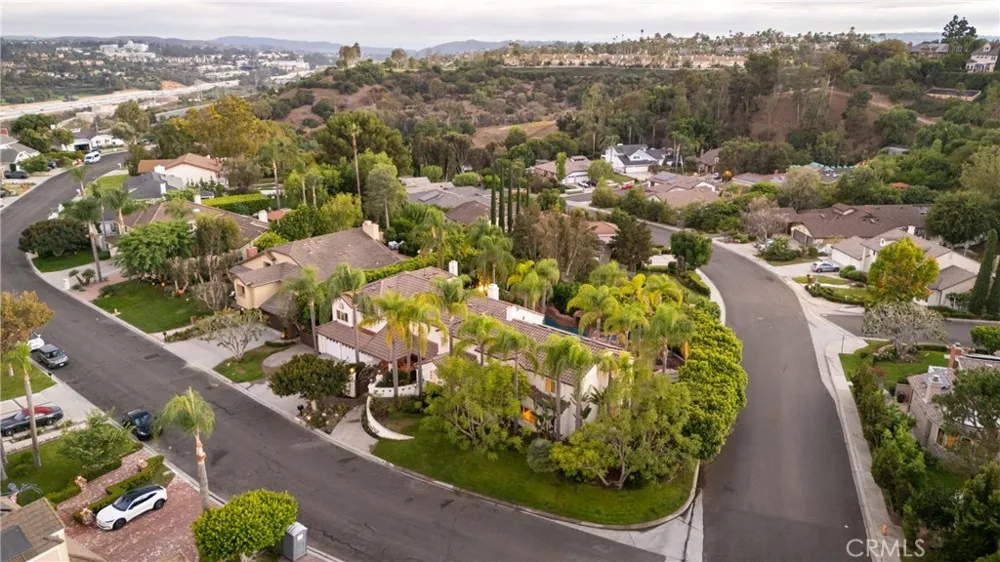 26041 Spur Branch Lane Laguna Hills, CA 92653