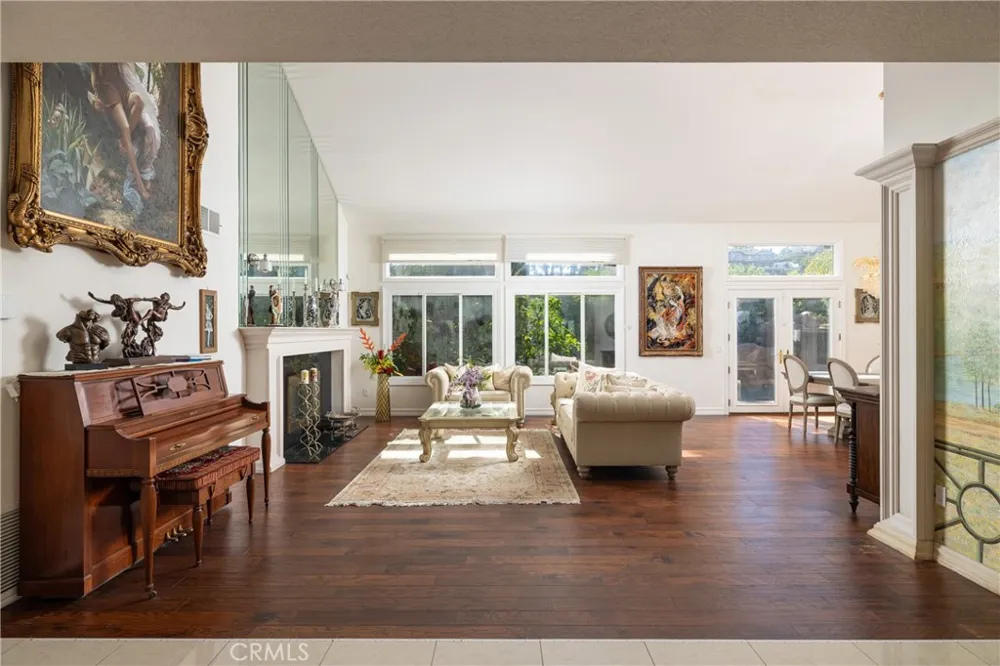 26041 Spur Branch Lane Laguna Hills, CA 92653