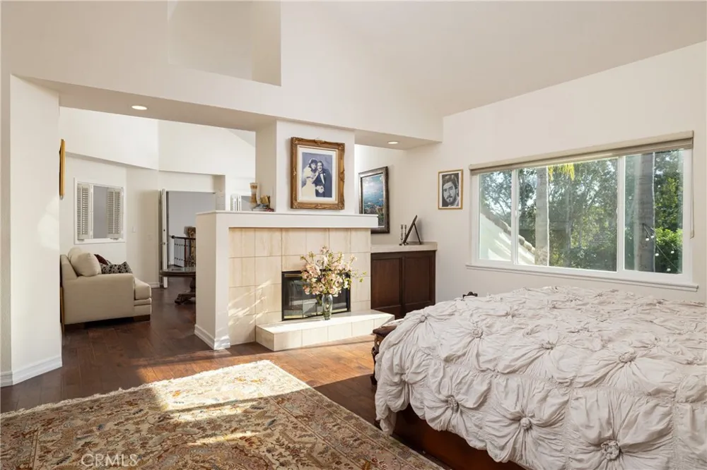 26041 Spur Branch Lane Laguna Hills, CA 92653