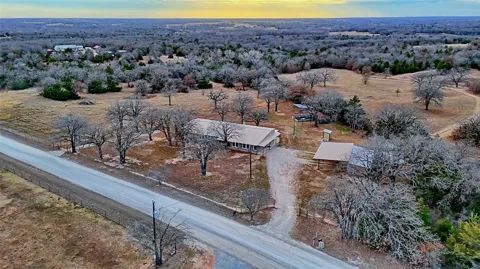 584 W Alamo Road