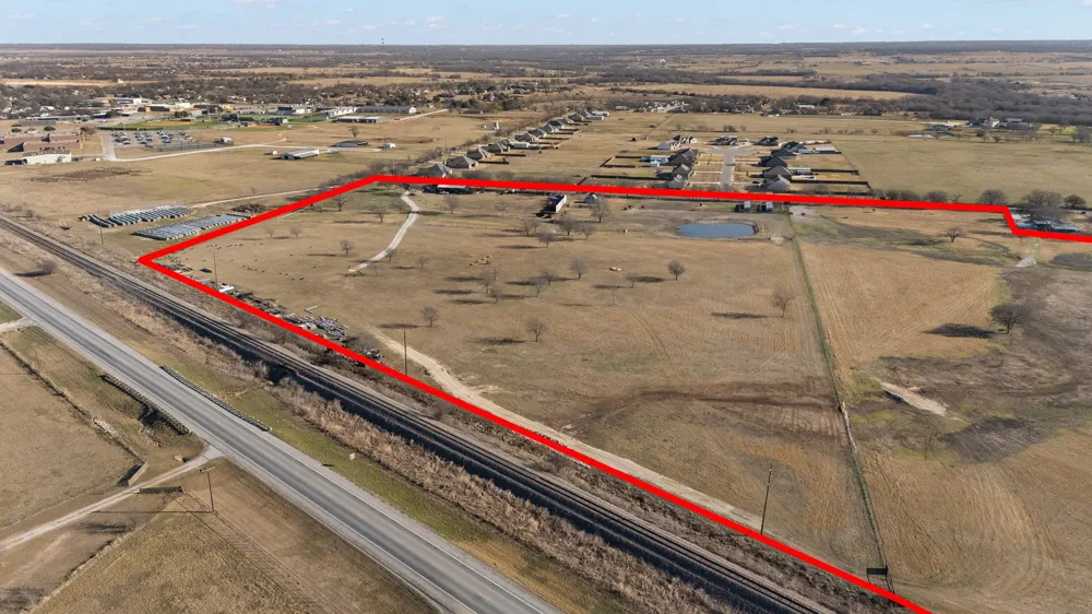 500 County Road 1105 Rio Vista, TX 76093