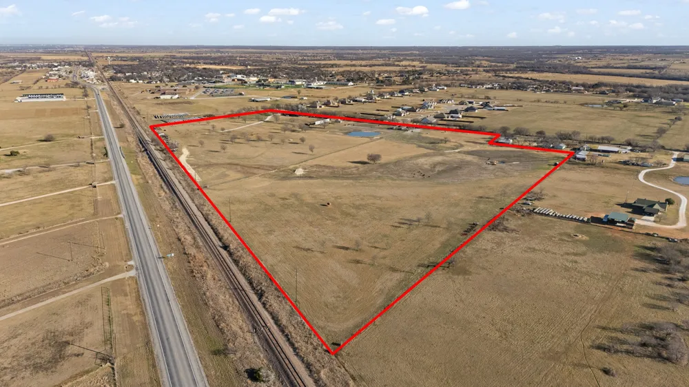 500 County Road 1105 Rio Vista, TX 76093