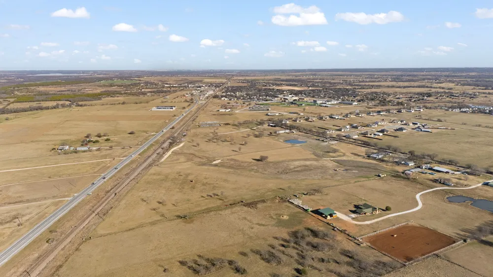 500 County Road 1105 Rio Vista, TX 76093