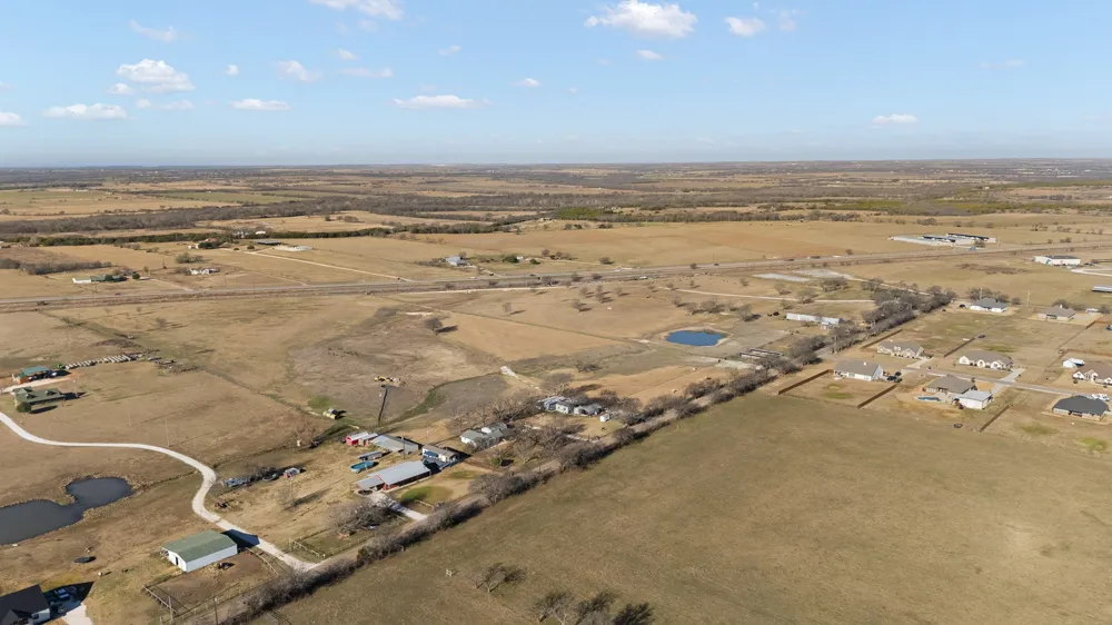 500 County Road 1105 Rio Vista, TX 76093