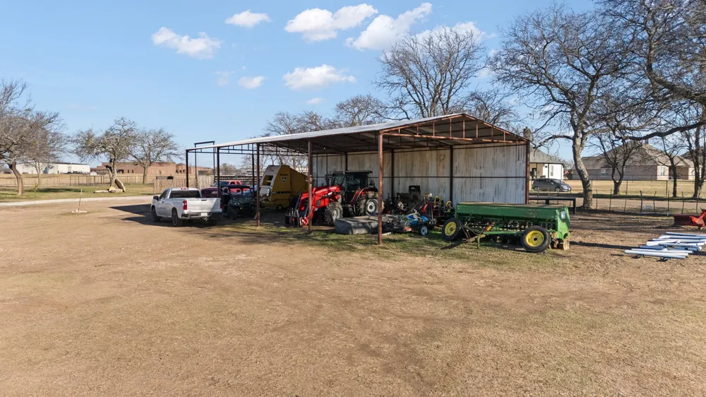 500 County Road 1105 Rio Vista, TX 76093