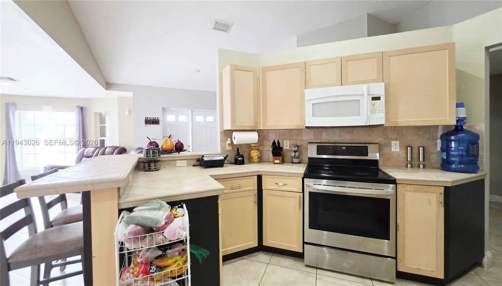 355 Lindero ST Clewiston, FL 33440