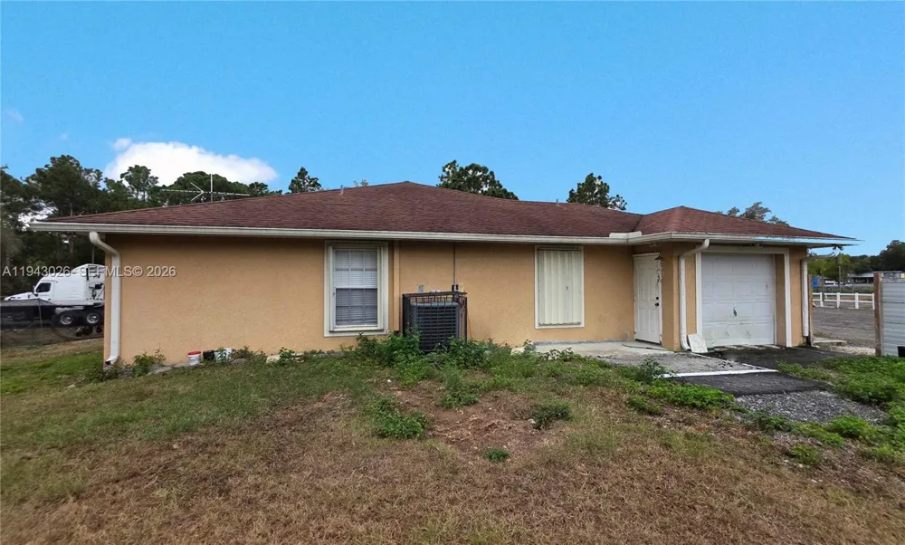 355 Lindero ST Clewiston, FL 33440