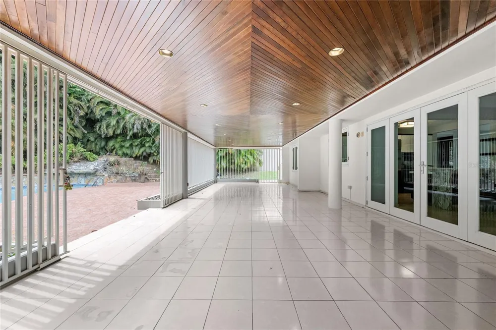 Street #1 STREET #1 TINTILLO HILLS URB. #606 Guaynabo, PR 00966