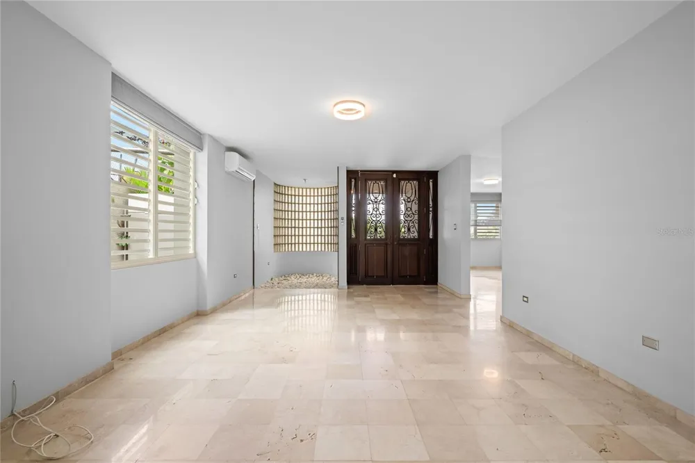 Street #1 STREET #1 TINTILLO HILLS URB. #606 Guaynabo, PR 00966