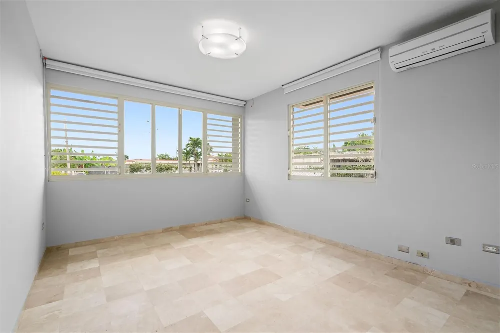 Street #1 STREET #1 TINTILLO HILLS URB. #606 Guaynabo, PR 00966