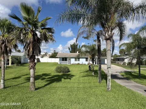 2100 S Peninsula Drive