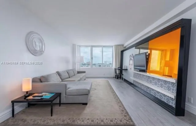 1100 West Ave #721 Miami Beach, FL 33139