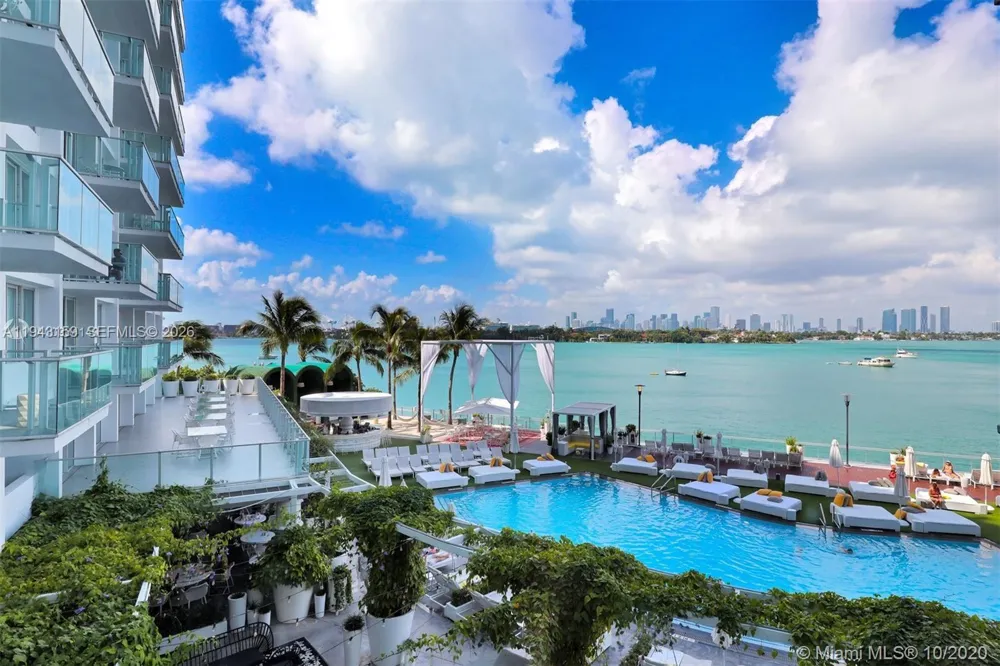1100 West Ave #721 Miami Beach, FL 33139