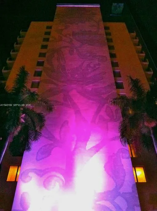 1100 West Ave #721 Miami Beach, FL 33139