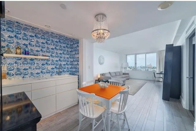 1100 West Ave #721 Miami Beach, FL 33139