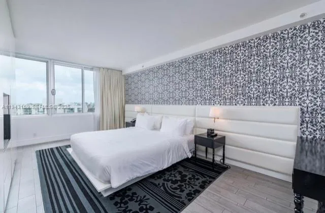 1100 West Ave #721 Miami Beach, FL 33139