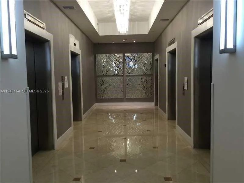 100 Lincoln Rd #1440 Miami Beach, FL 33139