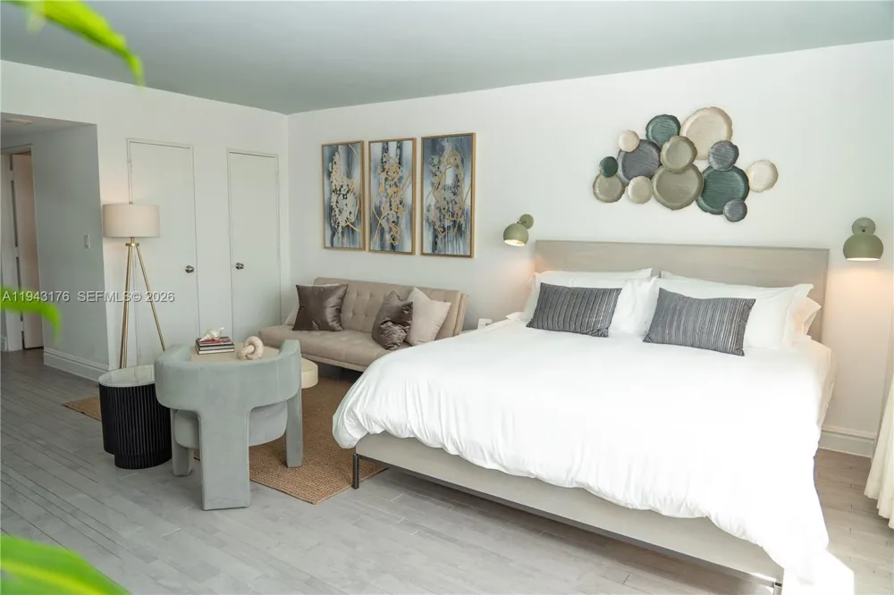1100 West Ave #415 Miami Beach, FL 33139