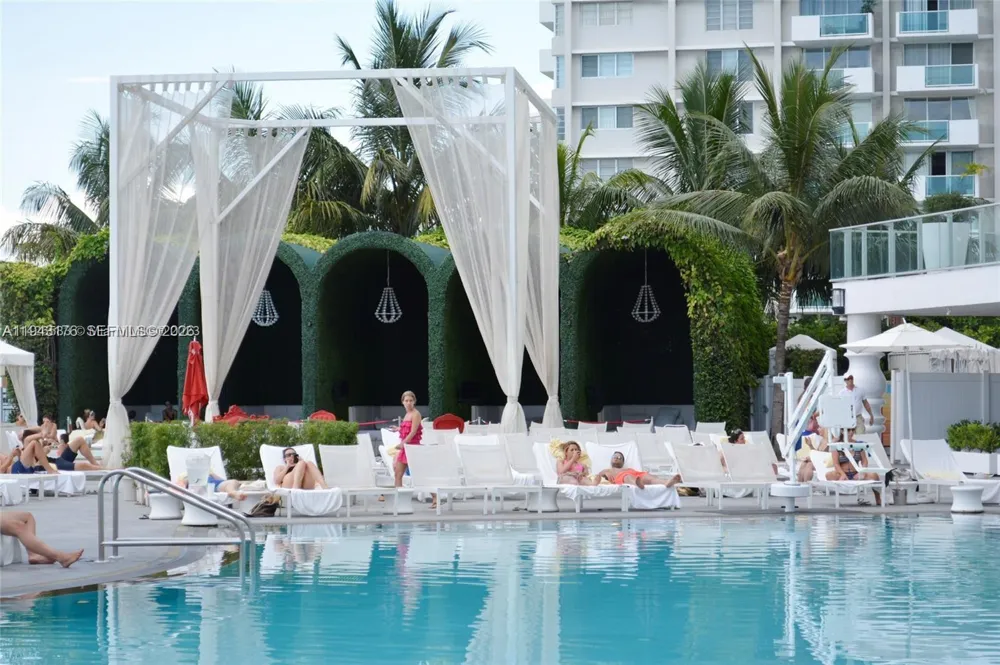 1100 West Ave #415 Miami Beach, FL 33139