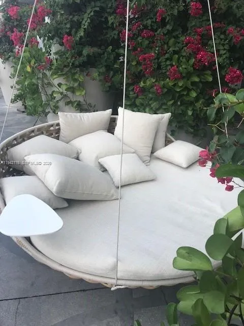 1100 West Ave #415 Miami Beach, FL 33139