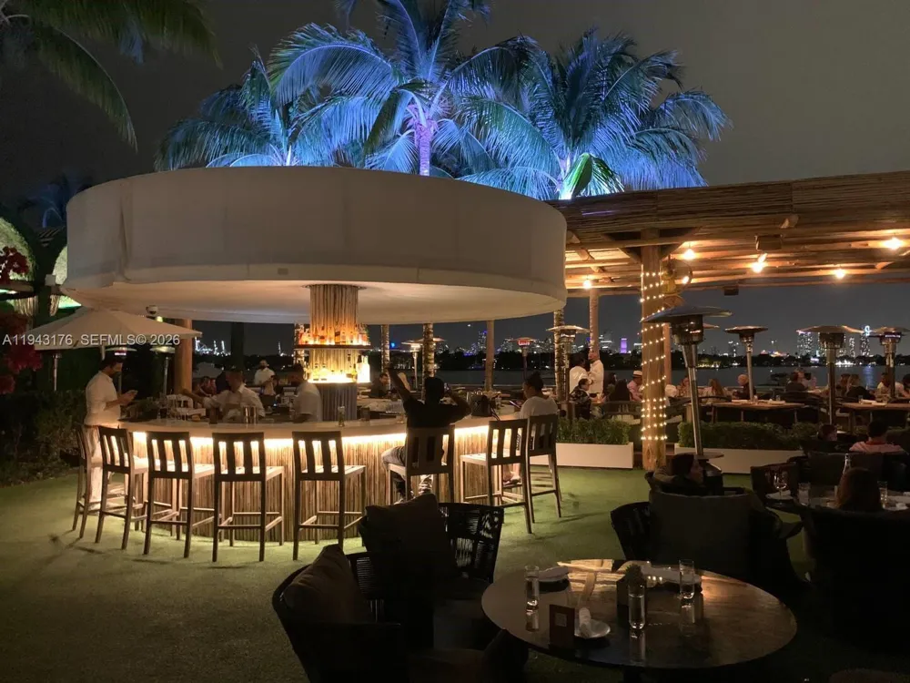 1100 West Ave #415 Miami Beach, FL 33139