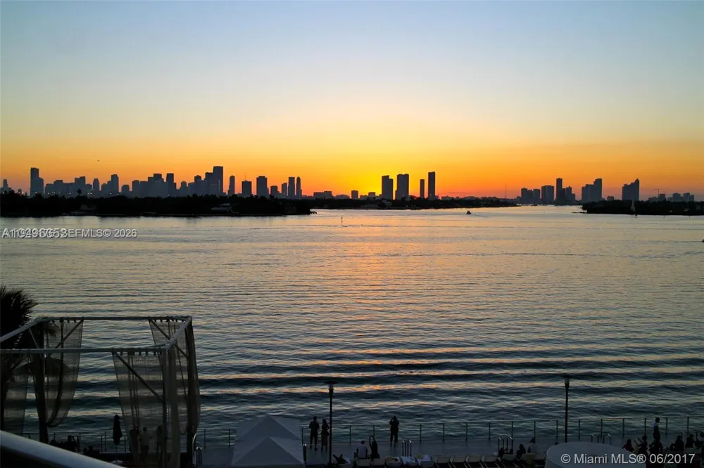 1100 West Ave #415 Miami Beach, FL 33139